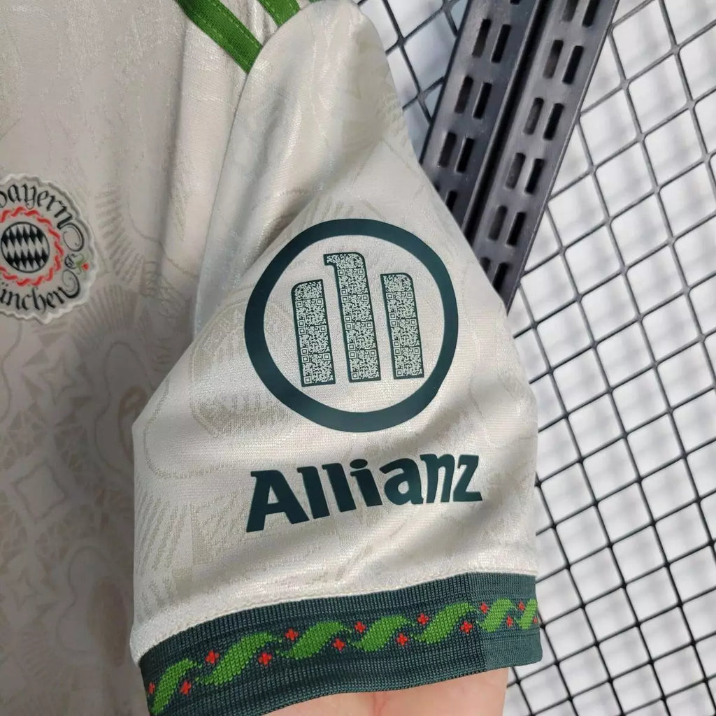 Bayern Munich Weisn 2025/26